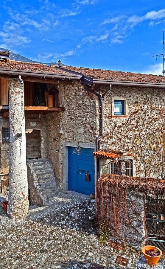 Rustico Colonna House By Gardadomusmea Apartment Vesio Exterior photo