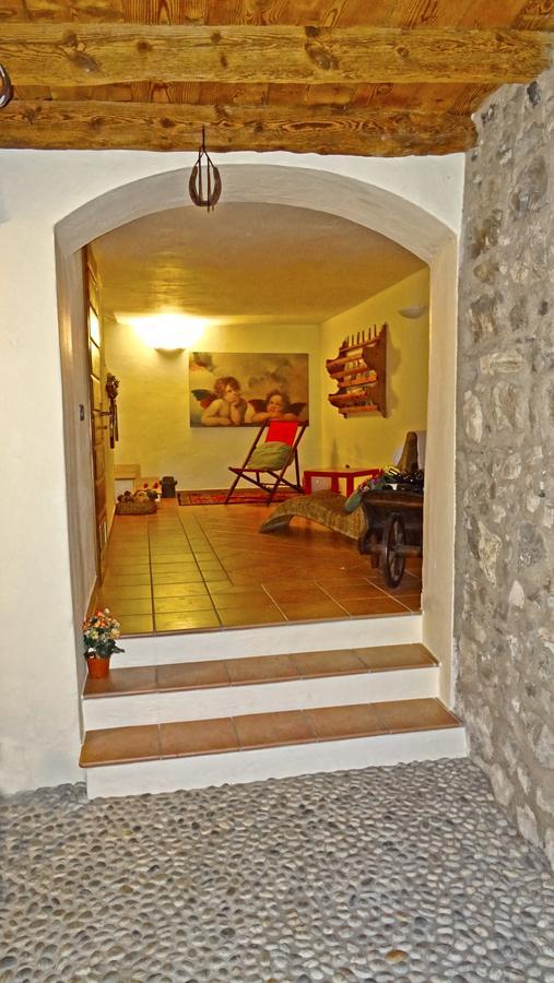 Rustico Colonna House By Gardadomusmea Apartment Vesio Exterior photo