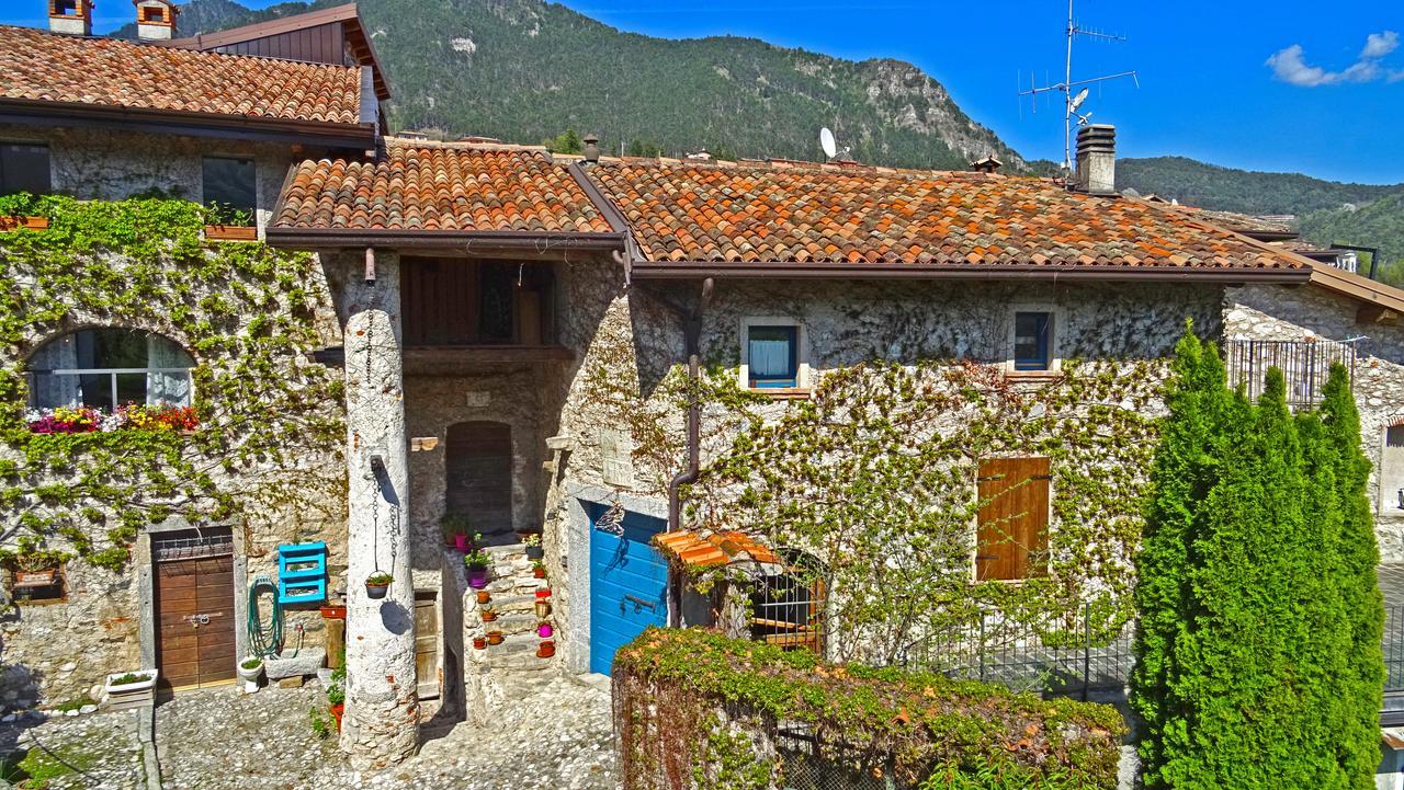 Rustico Colonna House By Gardadomusmea Apartment Vesio Exterior photo